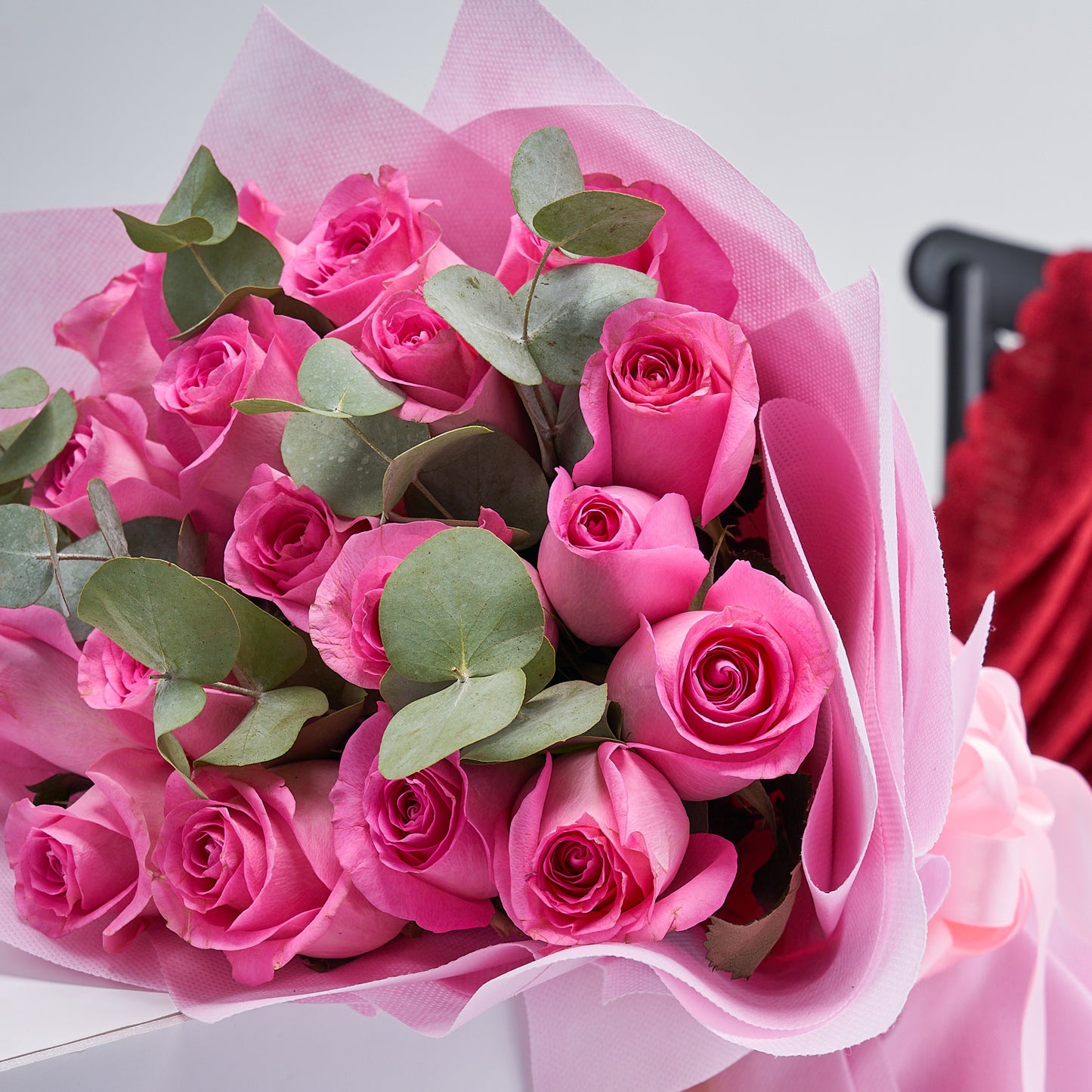"Graceful Pink" 20 Luxurious Pink Roses