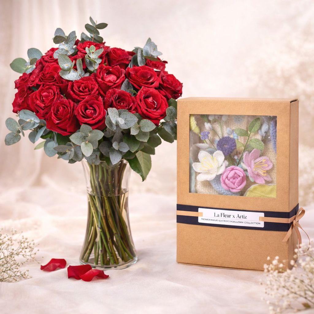 Endless Love Set - Roses in a Vase & Crochet Flowers