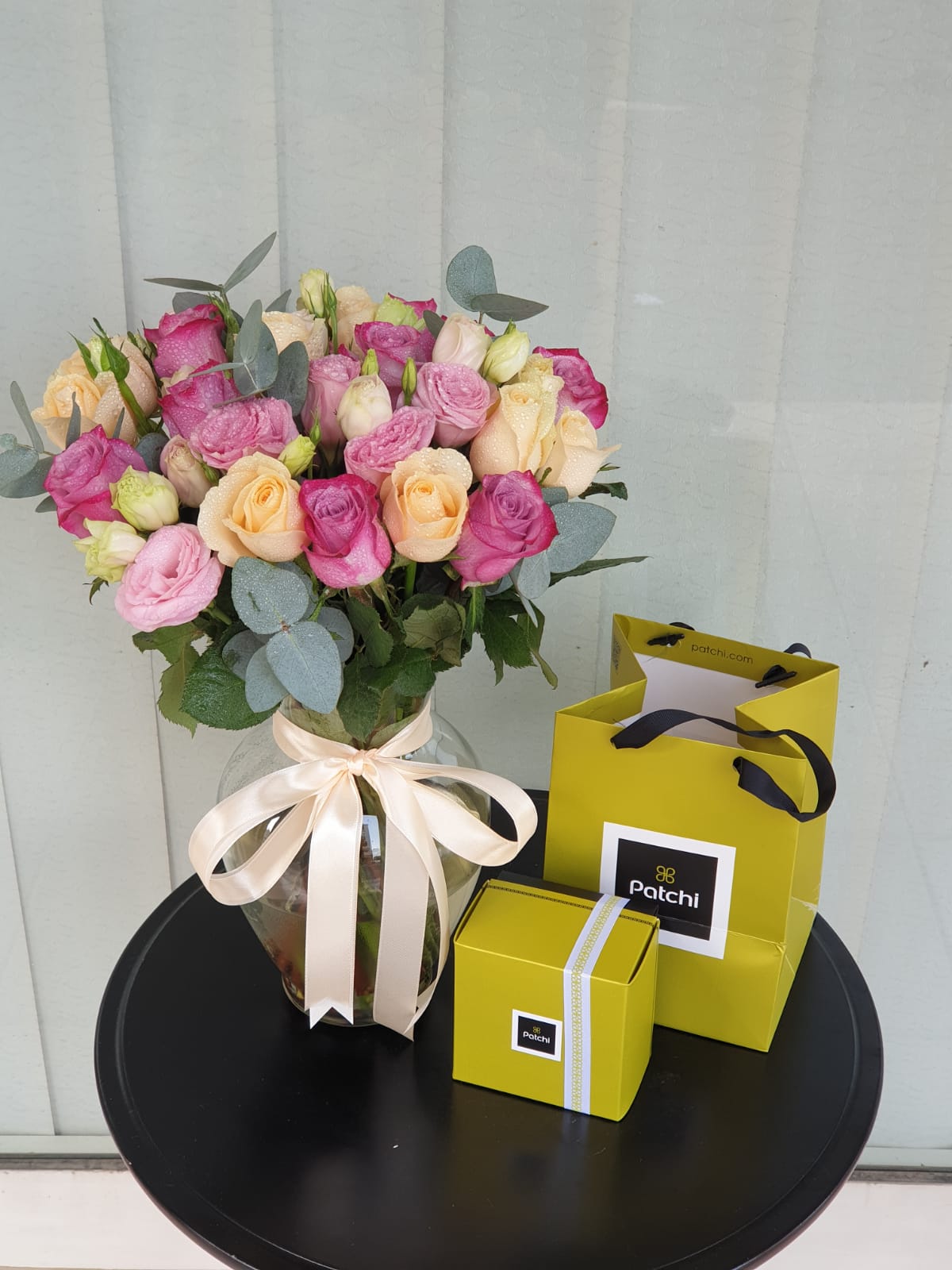 "La Femme" Flower in a Vase + Patchi Chocolates 250g