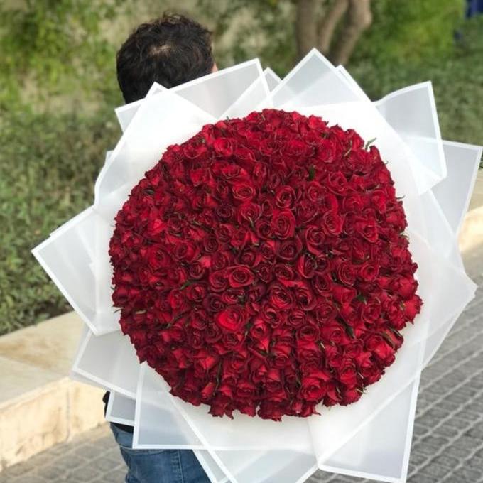300 Red Roses Bouquet