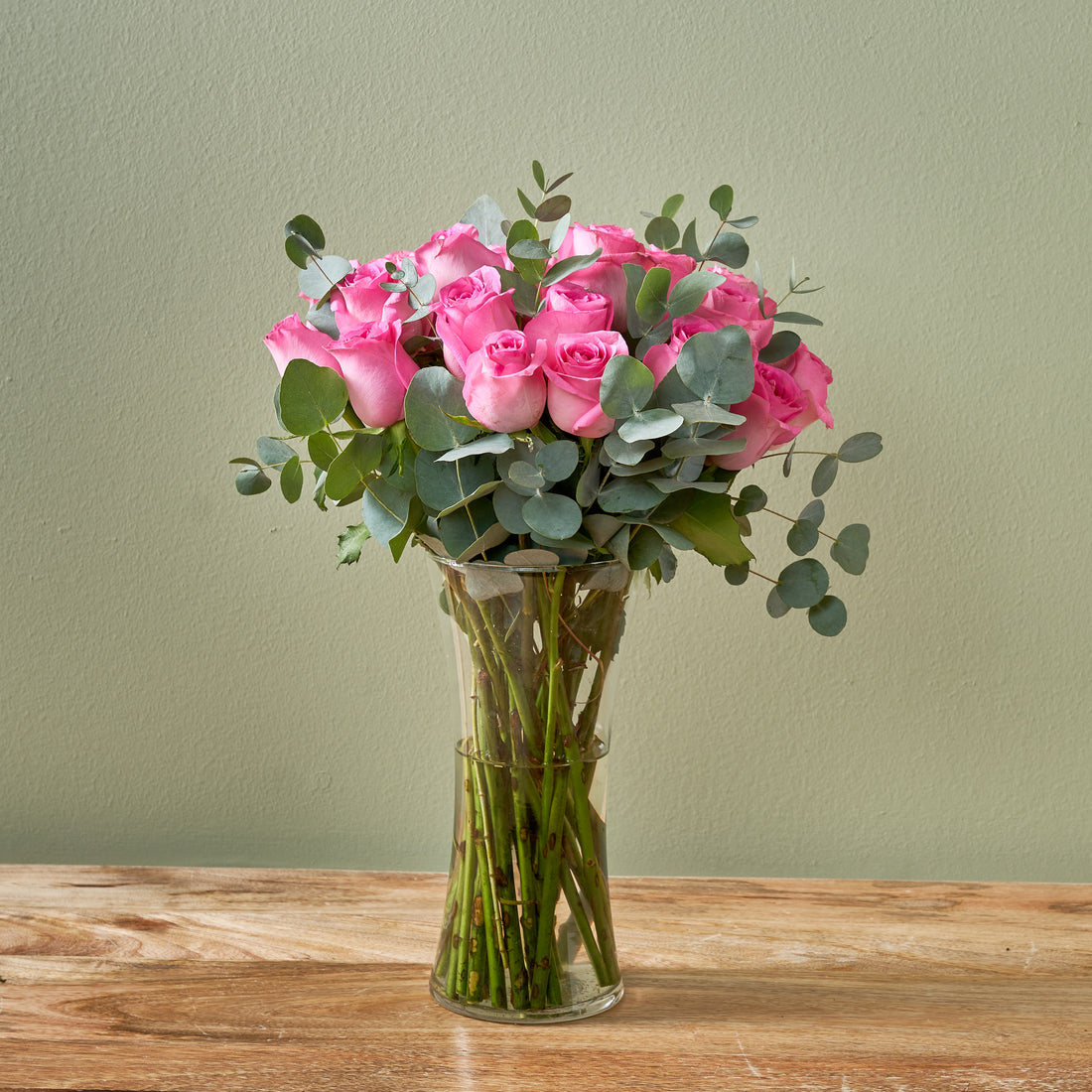 25 Pink Roses in a Vase