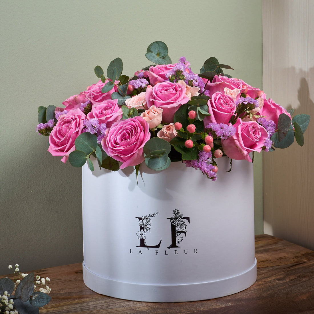&quot;Be Mine&quot; Mixed Pink Roses Flower Box