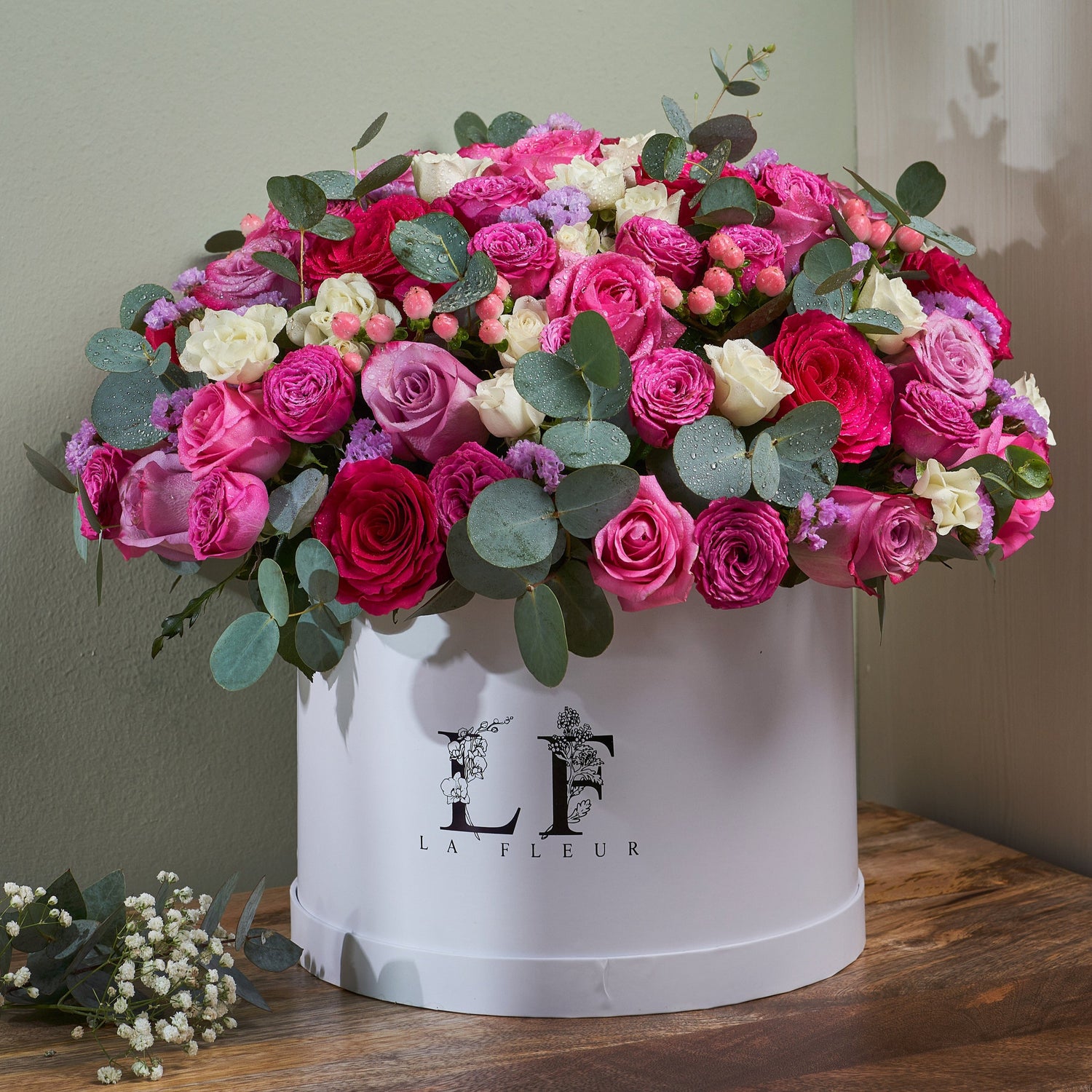 &quot;Amber Adoration&quot; Mixed Roses Flower Box