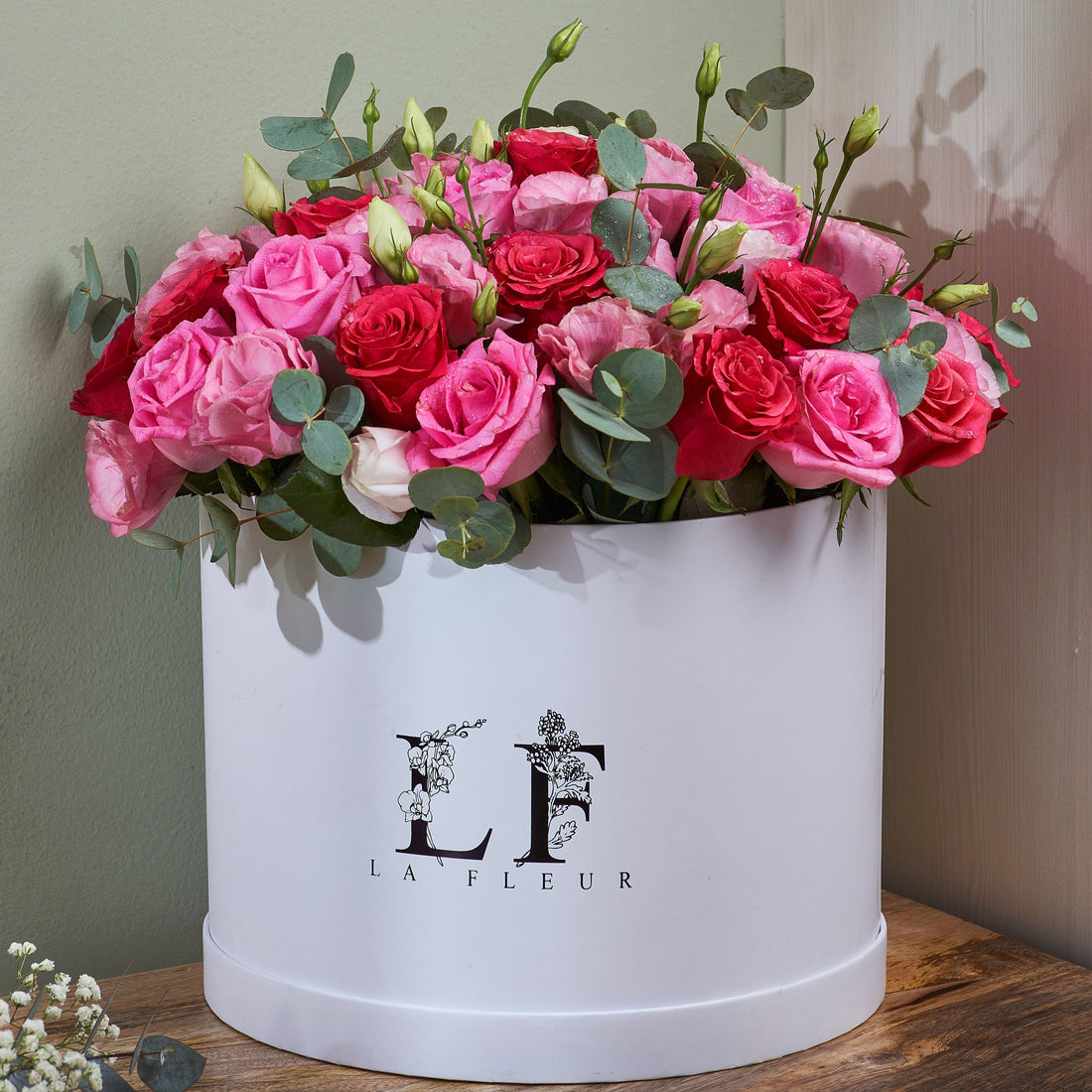 &quot;Euphoria&quot; Mixed Pink Roses Flower Box