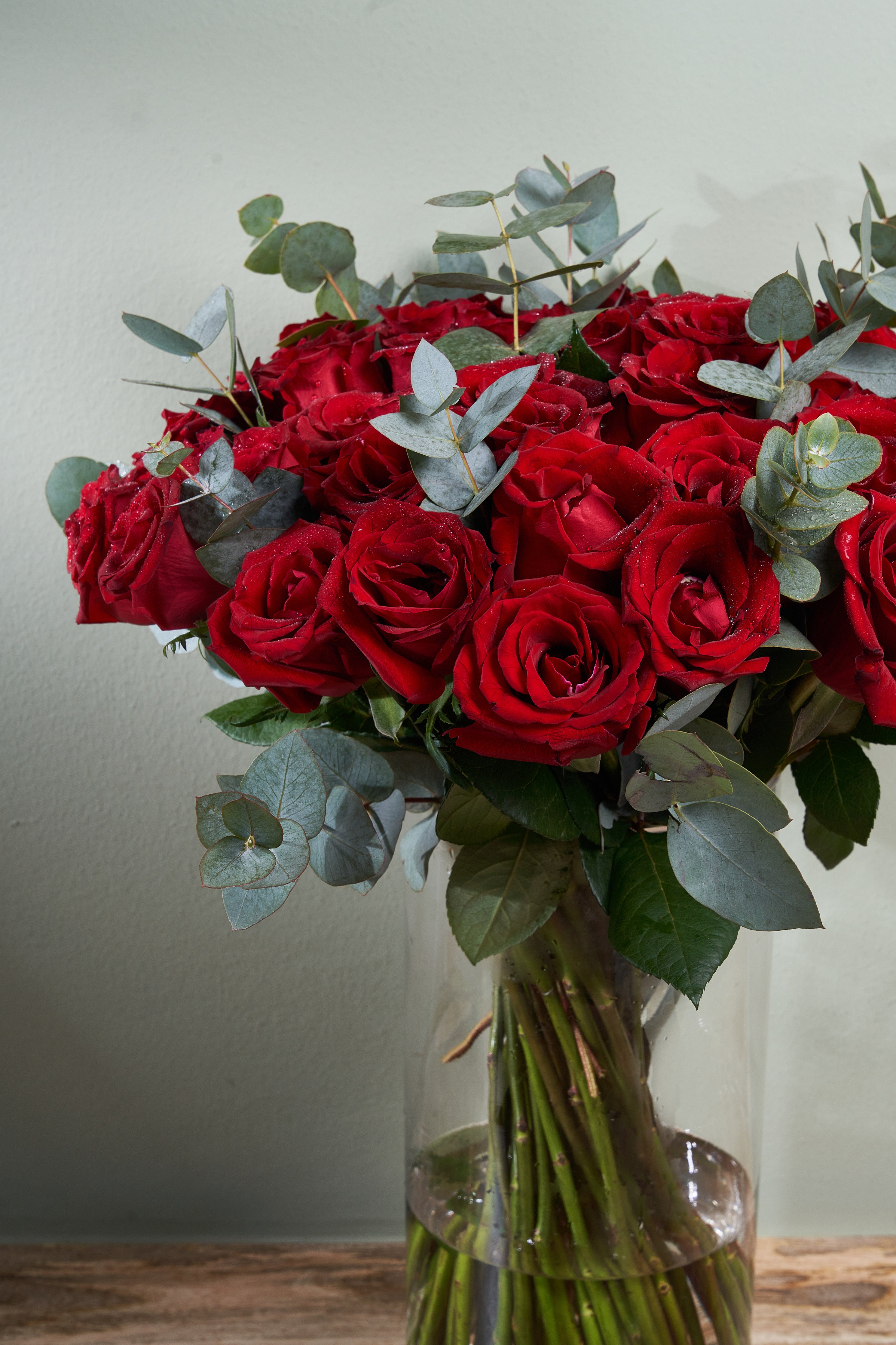 50 Red Roses in a Vase