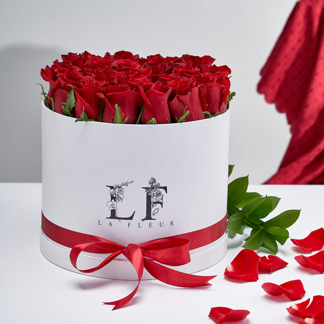 &quot;Enduring Passion&quot; Red Roses Flower Box