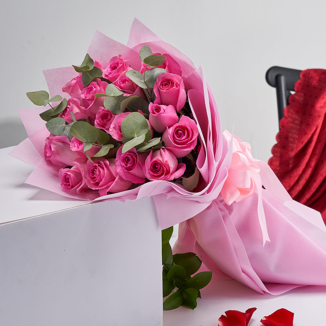 &quot;Graceful Pink&quot; 20 Luxurious Pink Roses