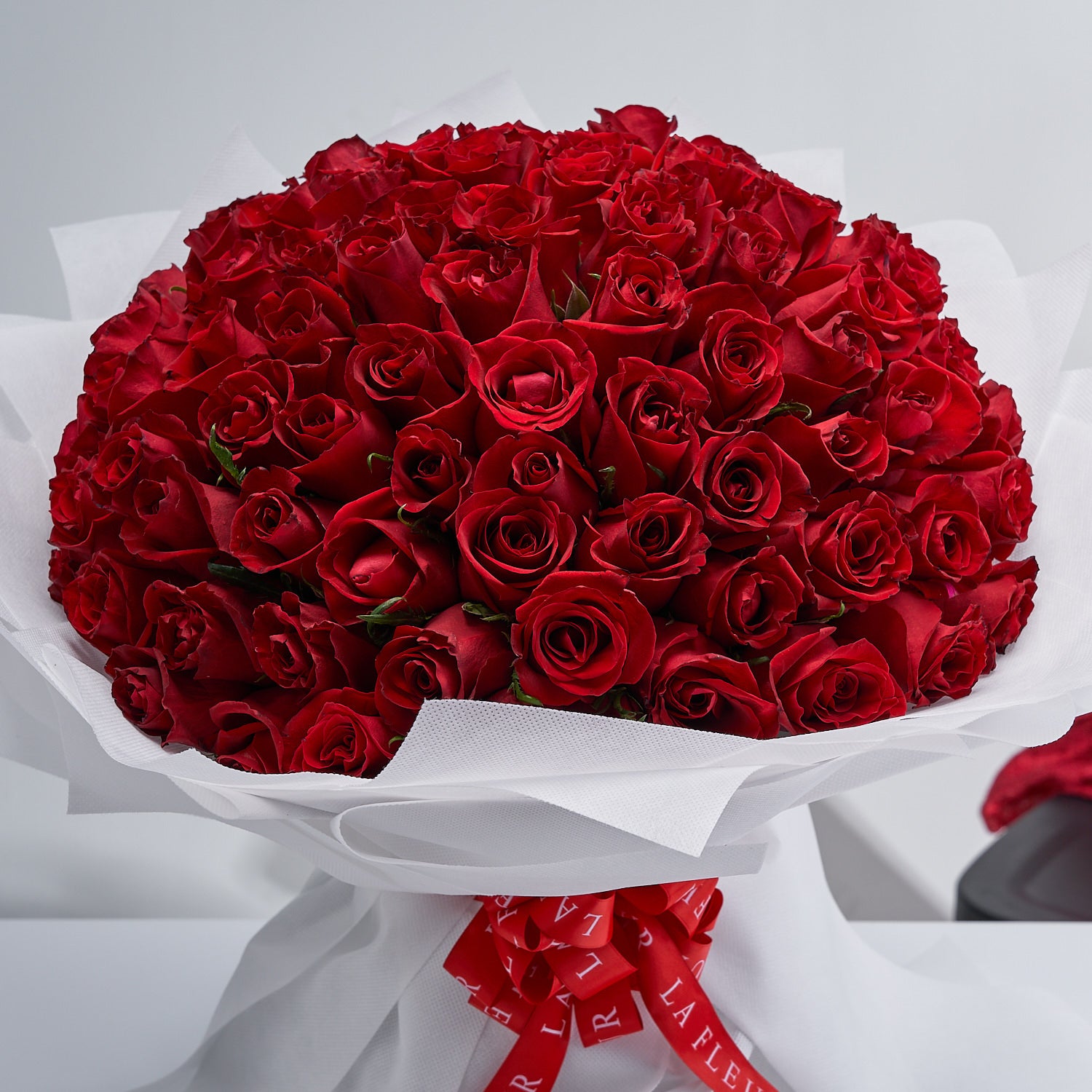 100 Red Roses Bouquet