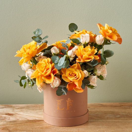 orange-roses-arrangement