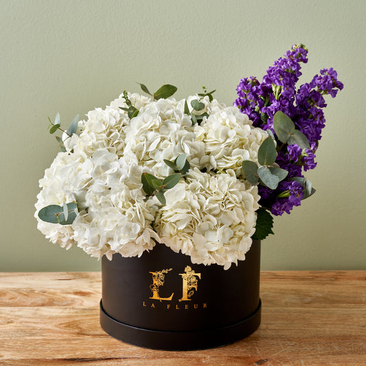 white-hydrangea-arrangement-flowers