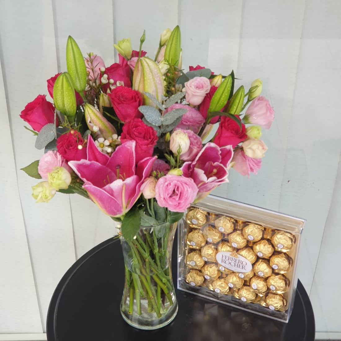 &quot;For Her&quot; Pink Flower Bouquet + Ferrero Rocher Chocolates 24pcs