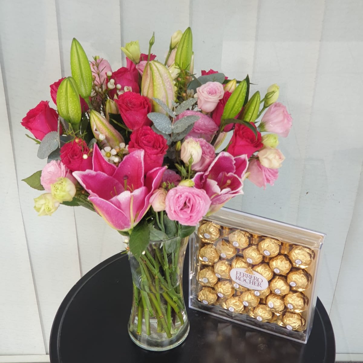 &quot;For Her&quot; Pink Flower Bouquet + Ferrero Rocher Chocolates 24pcs