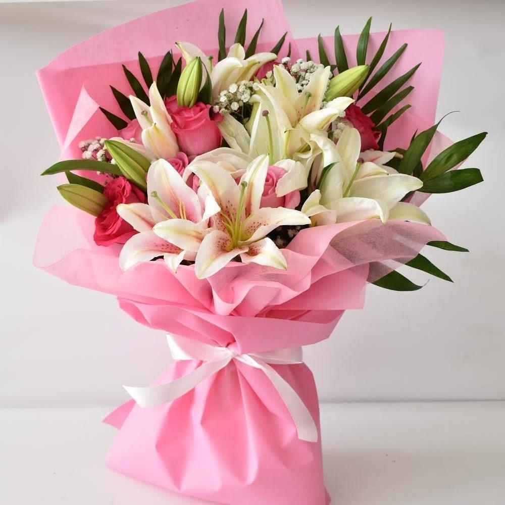 &quot;From The Heart&quot; Flower Bouquet