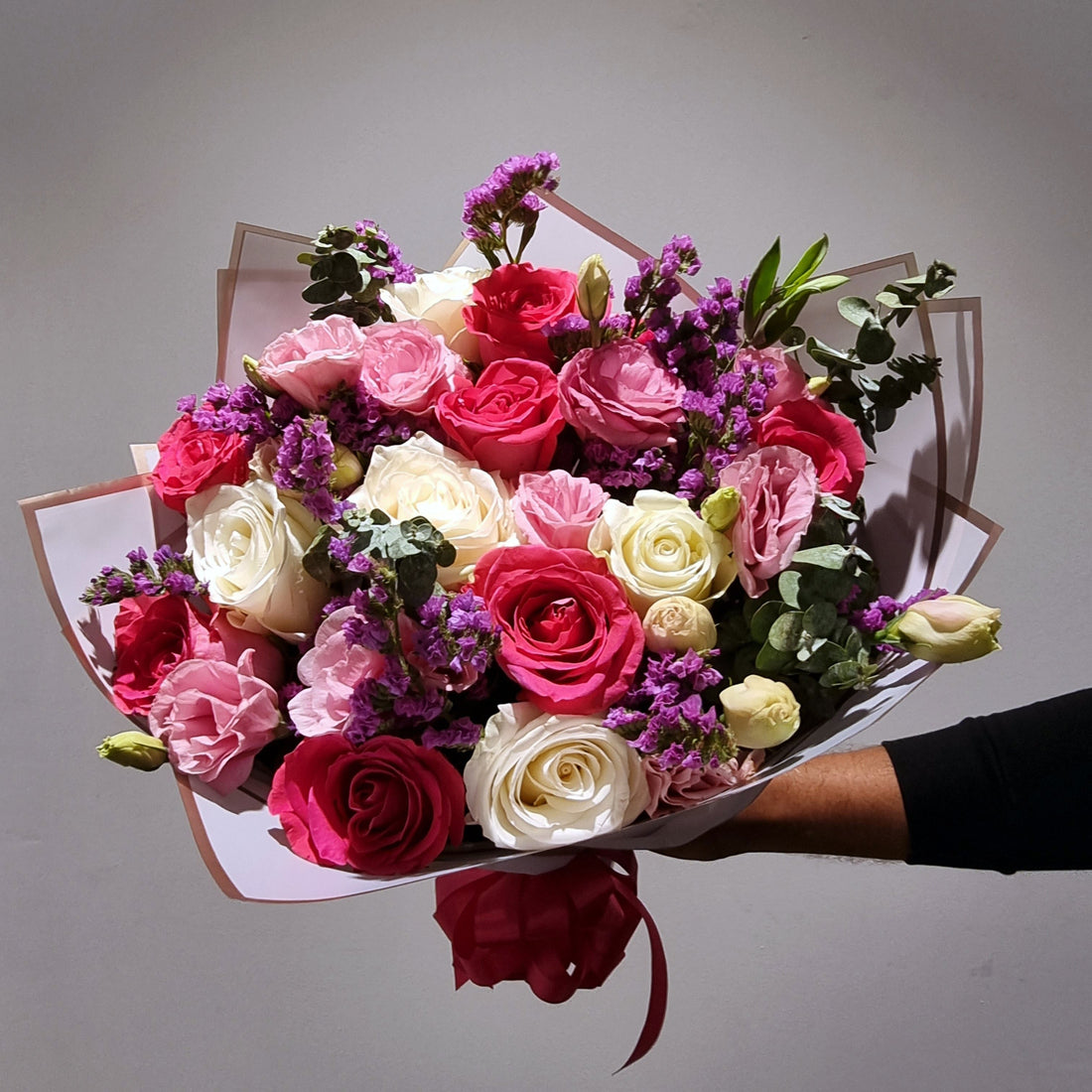 &quot;Regal Bouquet&quot; Lisianthus &amp; Roses Bouquet